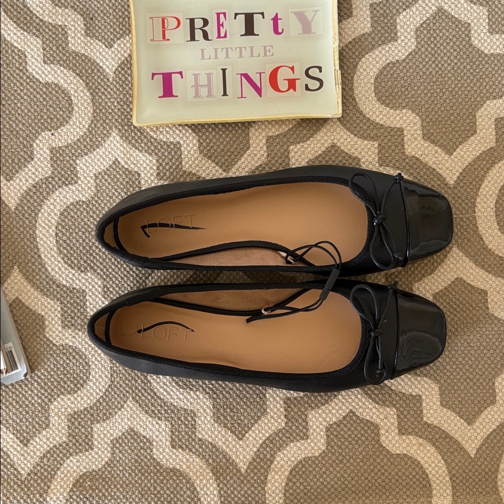 “Loft”  Black cap toe ballerina flats; size 7.5; NWOT - Picture 4 of 6